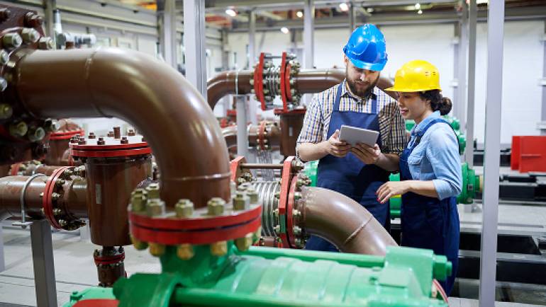 Inovasi dan Adaptasi: Kunci Bertahan di Industri yang Dinamis